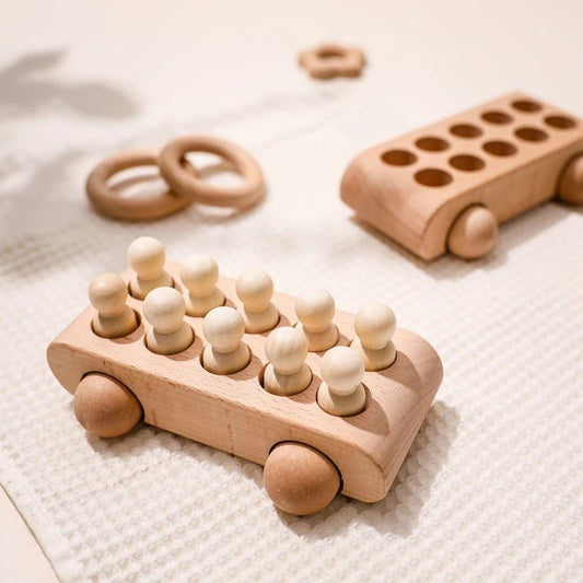 Cadeau de naissance : Voiture en Bois Montessori, un choix éducatif et ludique
